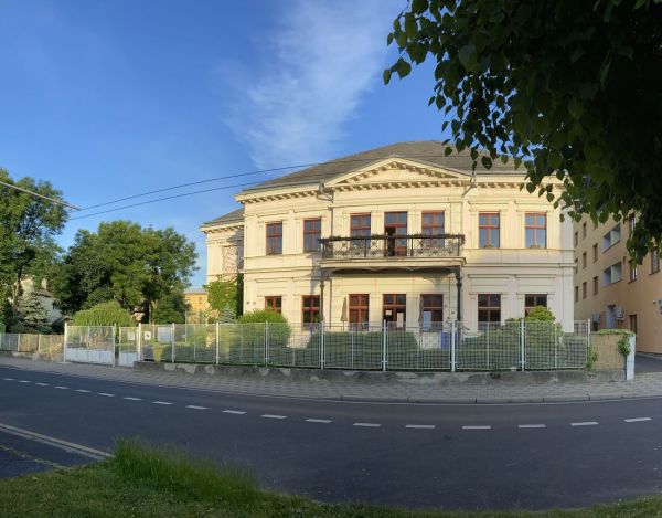 211.jpg